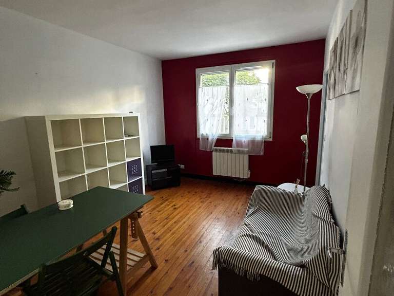 découvrez notre sélection d'appartements à malakoff : des logements confortables, modernes et idéalement situés, proches des transports et des commerces. trouvez votre futur chez-vous à malakoff dès aujourd'hui !
