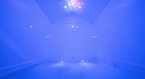 découvrez une atmosphère chaleureuse inspirée du 17e siècle, où élégance et convivialité se rencontrent pour une expérience unique et authentique.