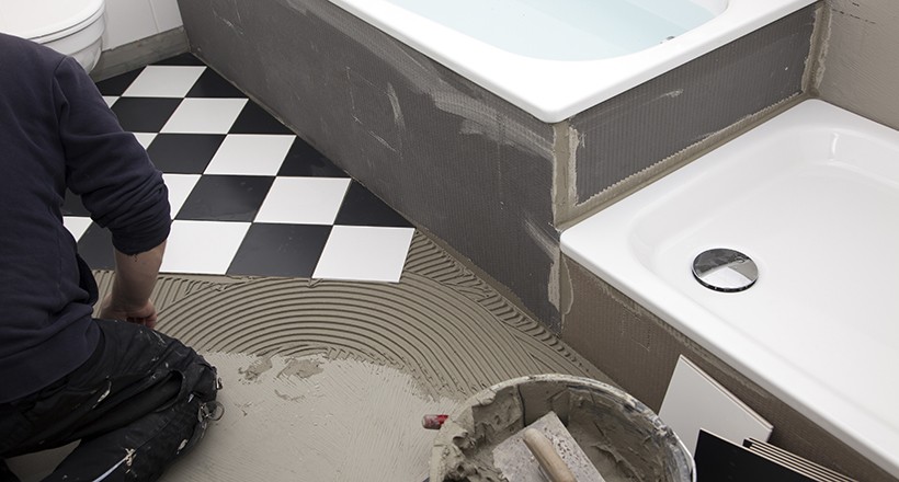 découvrez nos conseils et astuces pour estimer et optimiser le budget rénovation de votre salle de bain. comparez les prix, planifiez vos travaux et réalisez la salle de bain de vos rêves sans dépasser votre budget !