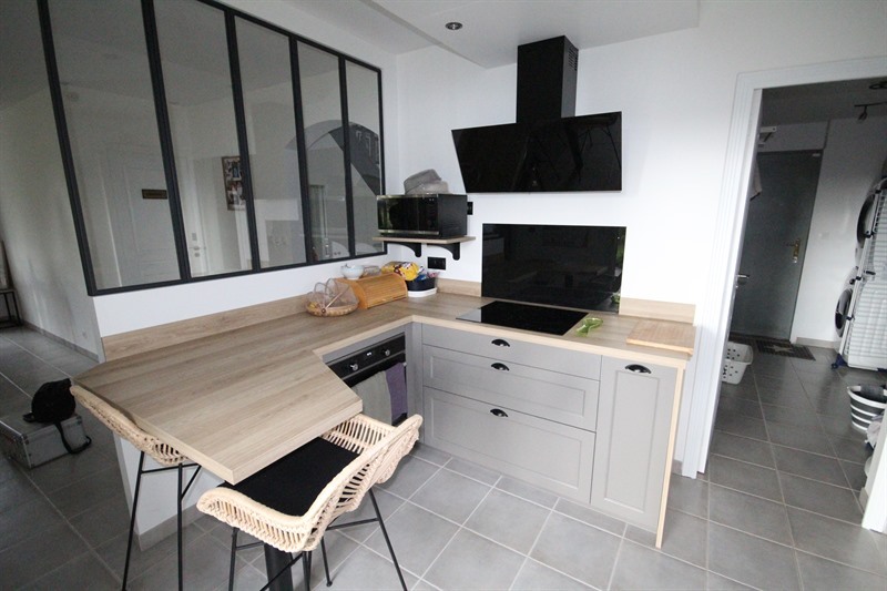 découvrez notre sélection de cuisines contemporaines à malakoff : designs modernes, matériaux innovants et agencement sur mesure pour un espace fonctionnel et élégant.