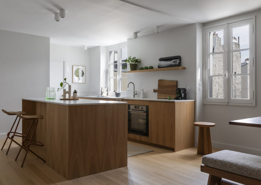 découvrez nos services de cuisine moderne à paris 75005 : conception sur-mesure, design contemporain, matériaux de qualité et accompagnement personnalisé pour transformer votre espace culinaire.