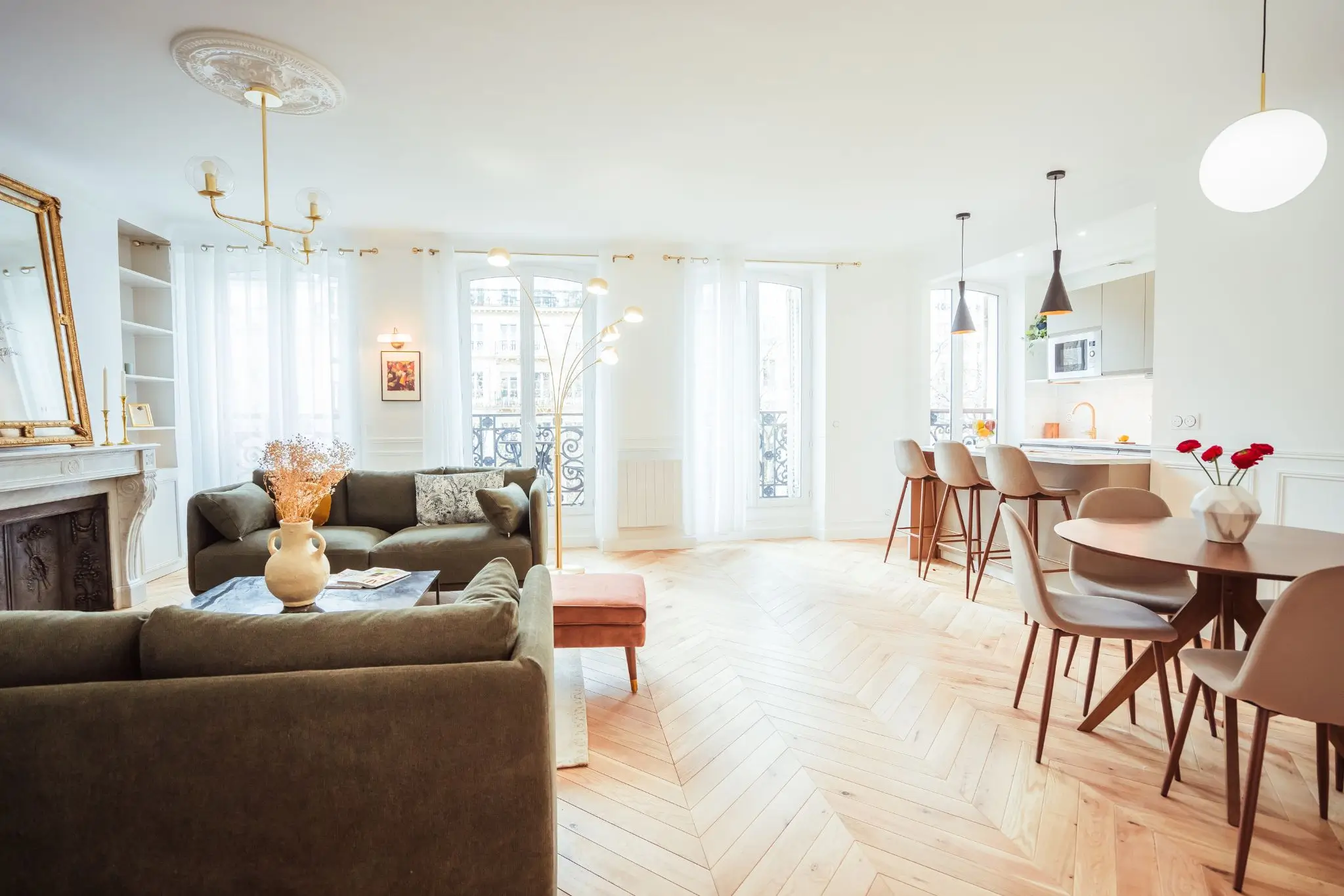 obtenez rapidement un devis pour la rénovation de votre appartement à paris en 2025. comparez les prix, trouvez des professionnels qualifiés et lancez vos travaux en toute sérénité.
