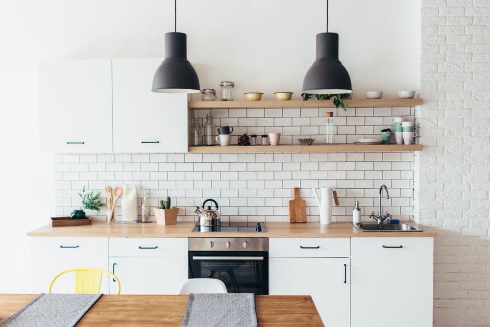 découvrez quelle hauteur choisir pour votre crédence de cuisine afin d'allier esthétisme et fonctionnalité. suivez nos conseils pour une installation parfaite et adaptée à vos besoins.