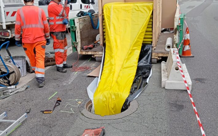 suivez les dernières informations sur l'incendie survenu sur un chantier à montbéliard : causes, conséquences et interventions des secours. restez informé sur l'évolution de la situation.