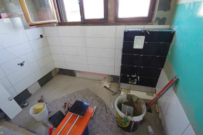 confiez l'installation de votre salle de bain à des professionnels qualifiés. profitez d'un aménagement sur mesure, de conseils personnalisés et d'un service de qualité pour créer la salle de bain de vos rêves.