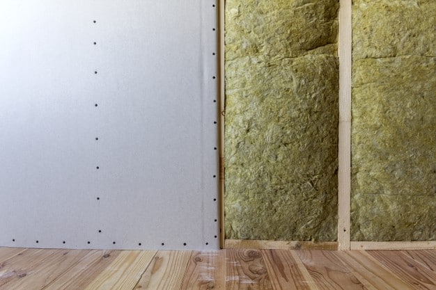 découvrez les meilleures options d'isolation phonique pour réduire efficacement les nuisances sonores chez vous. conseils, matériaux et solutions pour un environnement calme et confortable.
