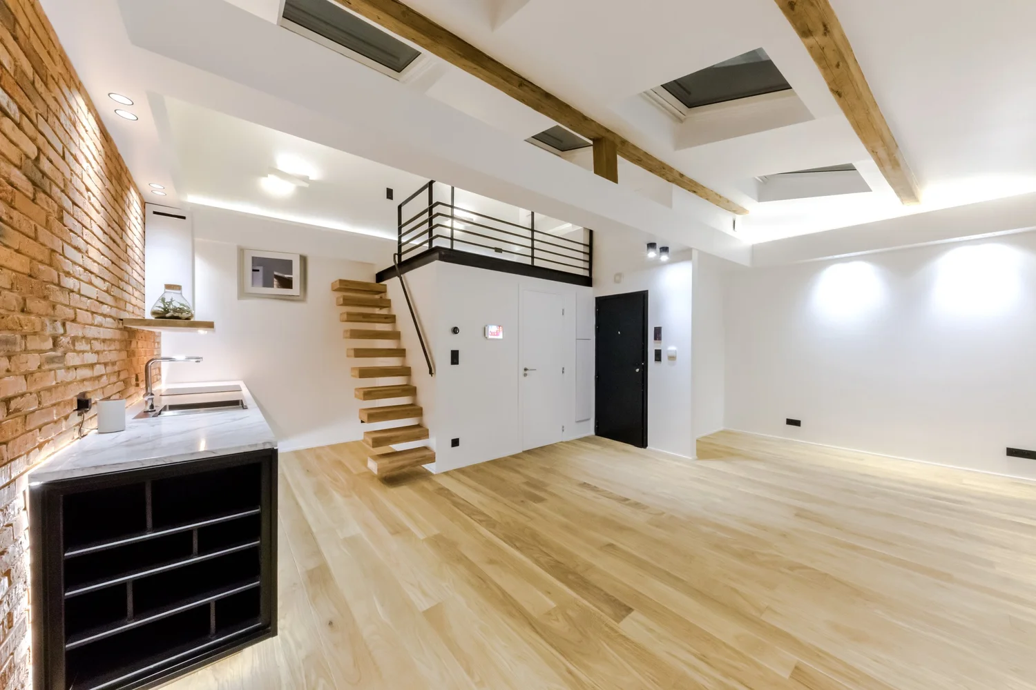 découvrez comment optimiser votre loft à puteaux pour gagner en espace, luminosité et confort. conseils d'aménagement, astuces déco et solutions sur-mesure pour sublimer votre intérieur urbain.