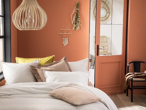 découvrez des idées et conseils pour choisir la peinture idéale et transformer la chambre selon vos envies : couleurs tendance, astuces déco et inspirations pour une ambiance apaisante ou dynamique.