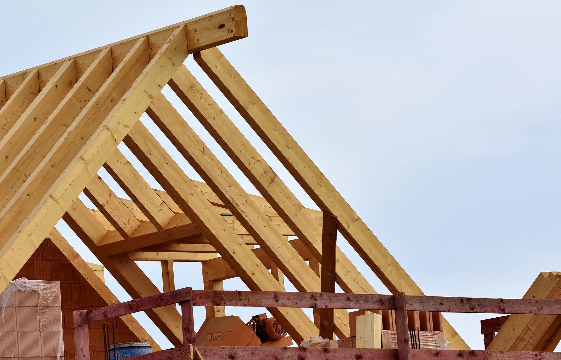 découvrez tout ce qu'il faut savoir sur le prix au m2 pour une rénovation : estimations, facteurs influençant le coût, et conseils pour optimiser votre budget travaux.