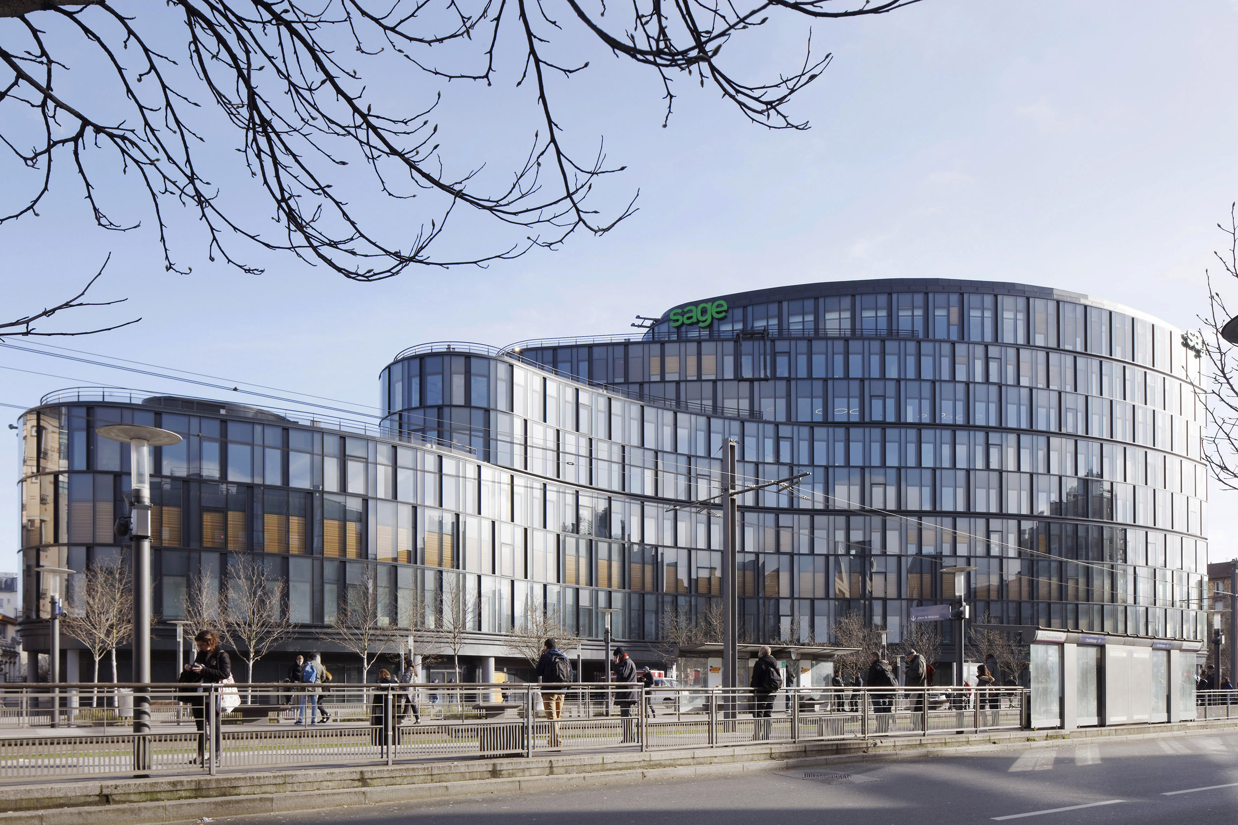 découvrez un artisan à la garenne-colombes reconnu pour la qualité de son savoir-faire, ses prestations sur-mesure et son attention aux détails. profitez d’un service professionnel et fiable pour tous vos besoins.