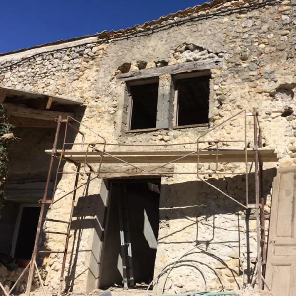 profitez d'offres spéciales sur la rénovation de votre maison. découvrez tous nos services de remise à neuf pour moderniser et valoriser votre intérieur à prix réduit.