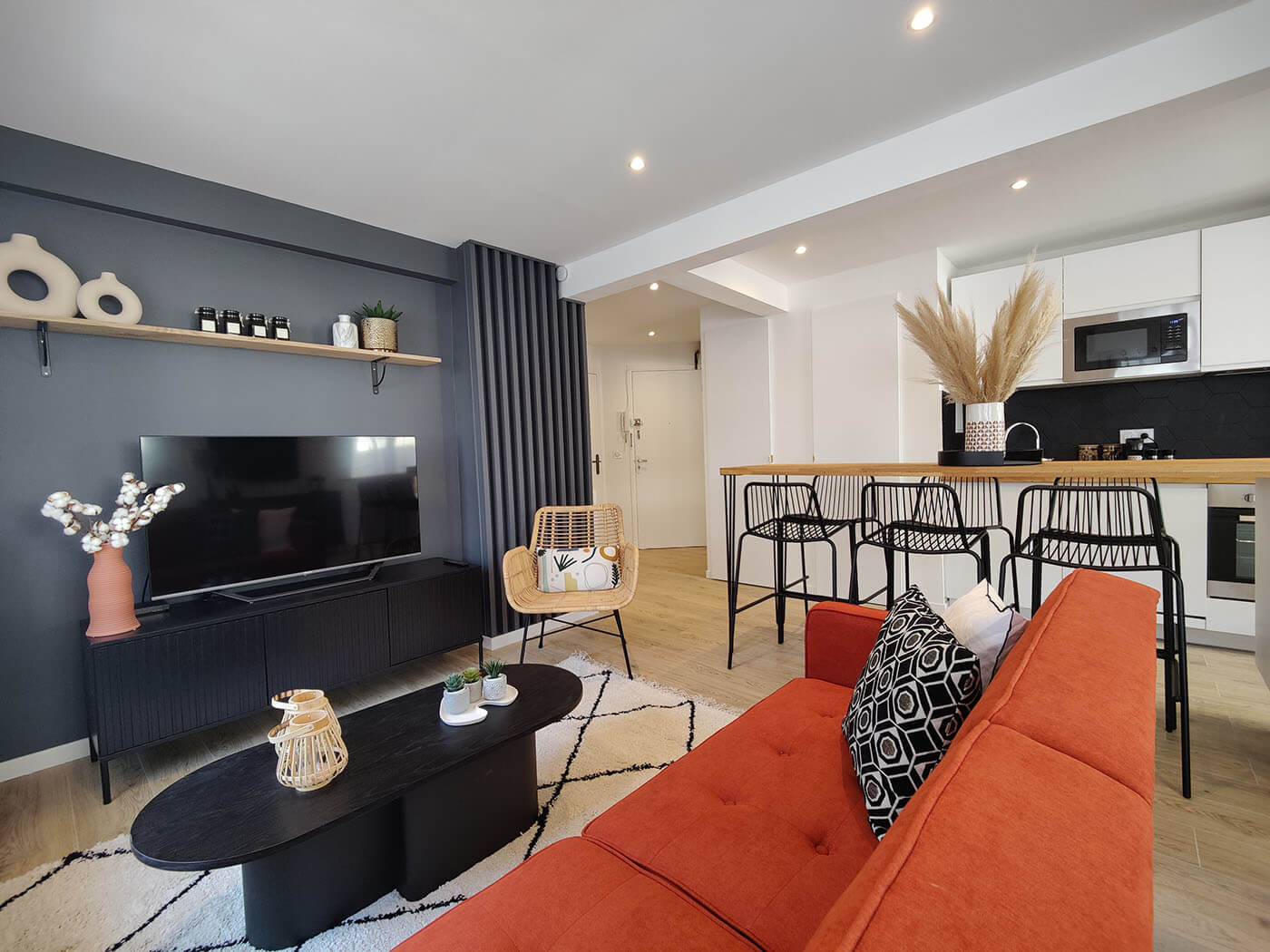 découvrez nos conseils et solutions pour la rénovation de votre appartement : idées d'aménagement, astuces déco, choix des matériaux et accompagnement étape par étape pour réussir votre projet immobilier.