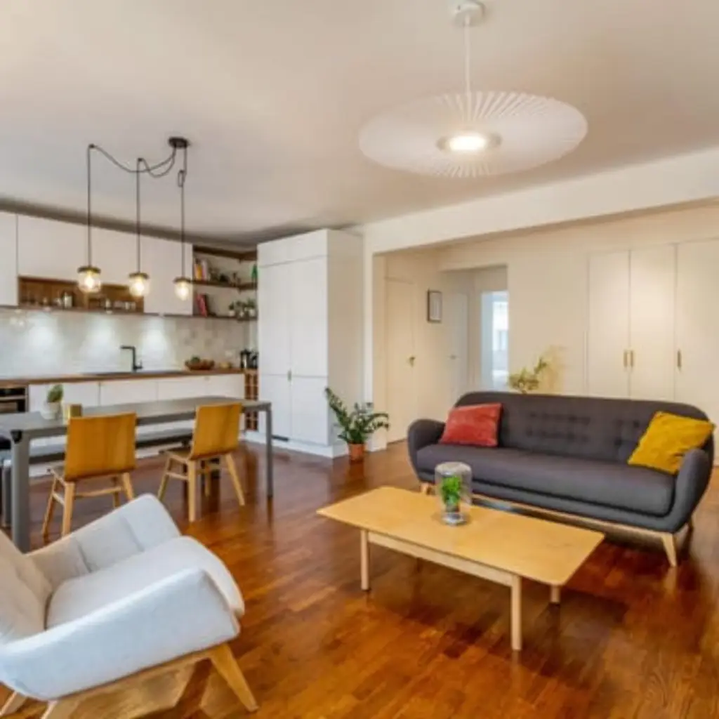 confiez la rénovation de votre appartement ancien à paris 5ème en 2025 à des experts. profitez d'une transformation sur mesure, respectueuse du cachet historique et adaptée à vos besoins. devis gratuit et accompagnement personnalisé.