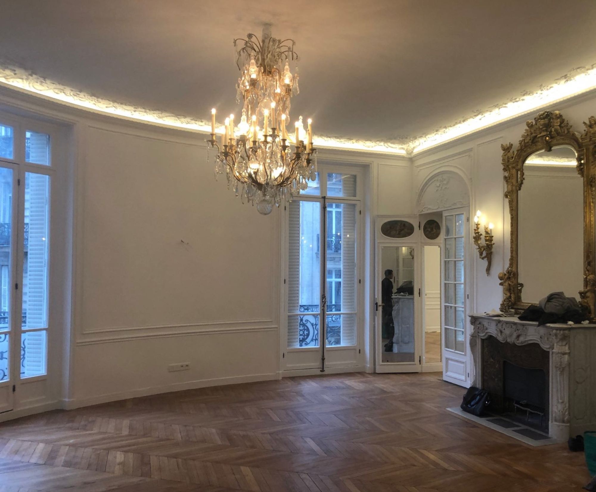 confiez la rénovation de votre appartement à paris à des experts. découvrez nos services sur mesure pour moderniser, optimiser et valoriser votre bien, avec un accompagnement personnalisé à chaque étape.