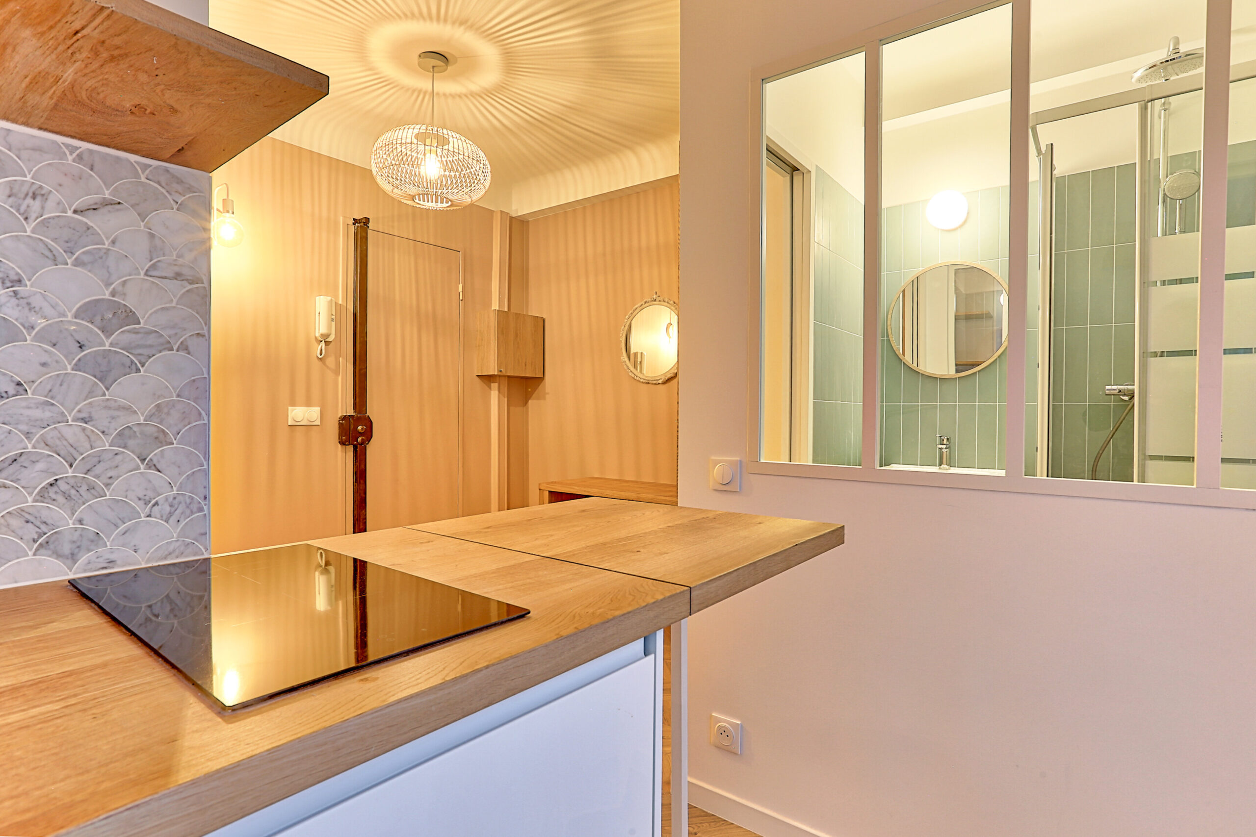 confiez la rénovation de votre appartement à paris 75016 à des experts. qualité, conseils personnalisés et respect des délais pour sublimer votre espace de vie.