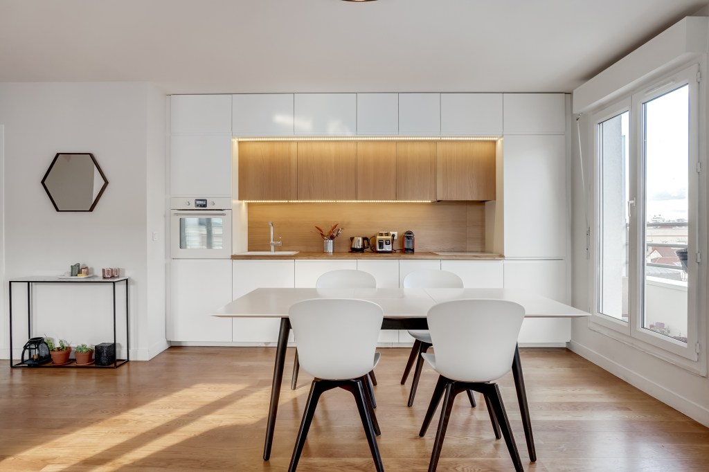 vous cherchez à rénover votre cuisine à bois-colombes ? découvrez nos solutions sur-mesure pour moderniser votre espace, optimiser votre agencement et profiter d’une cuisine élégante et fonctionnelle.