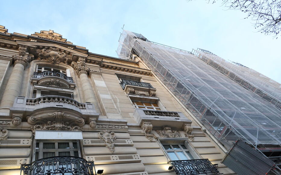 optimisez votre confort et réduisez vos factures avec nos solutions de rénovation énergétique à paris. isolation, chauffage, aides financières : bénéficiez d’un accompagnement sur mesure pour rendre votre logement plus économe et écologique.