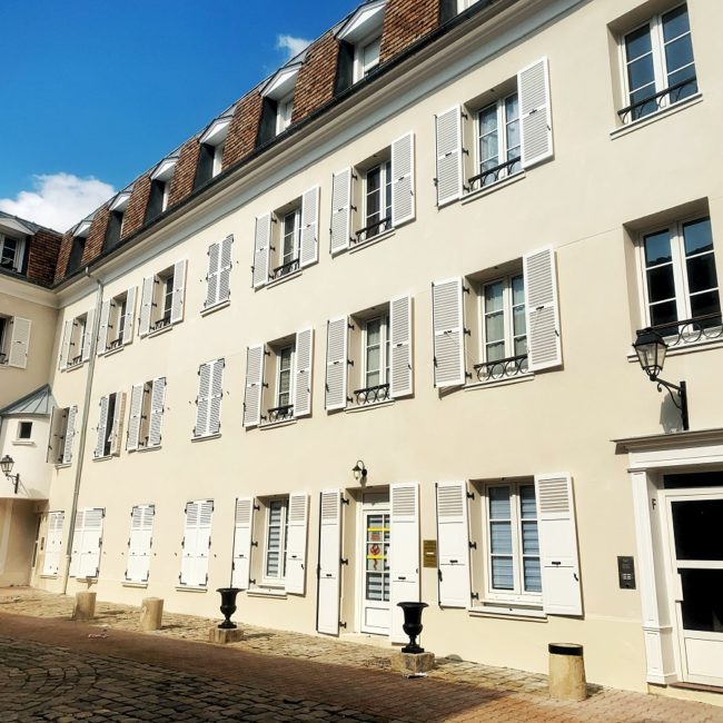 redonnez vie à votre maison à bourg-la-reine grâce à nos services de rénovation habitat. conseils personnalisés, travaux de qualité et accompagnement sur-mesure pour transformer votre intérieur selon vos envies.