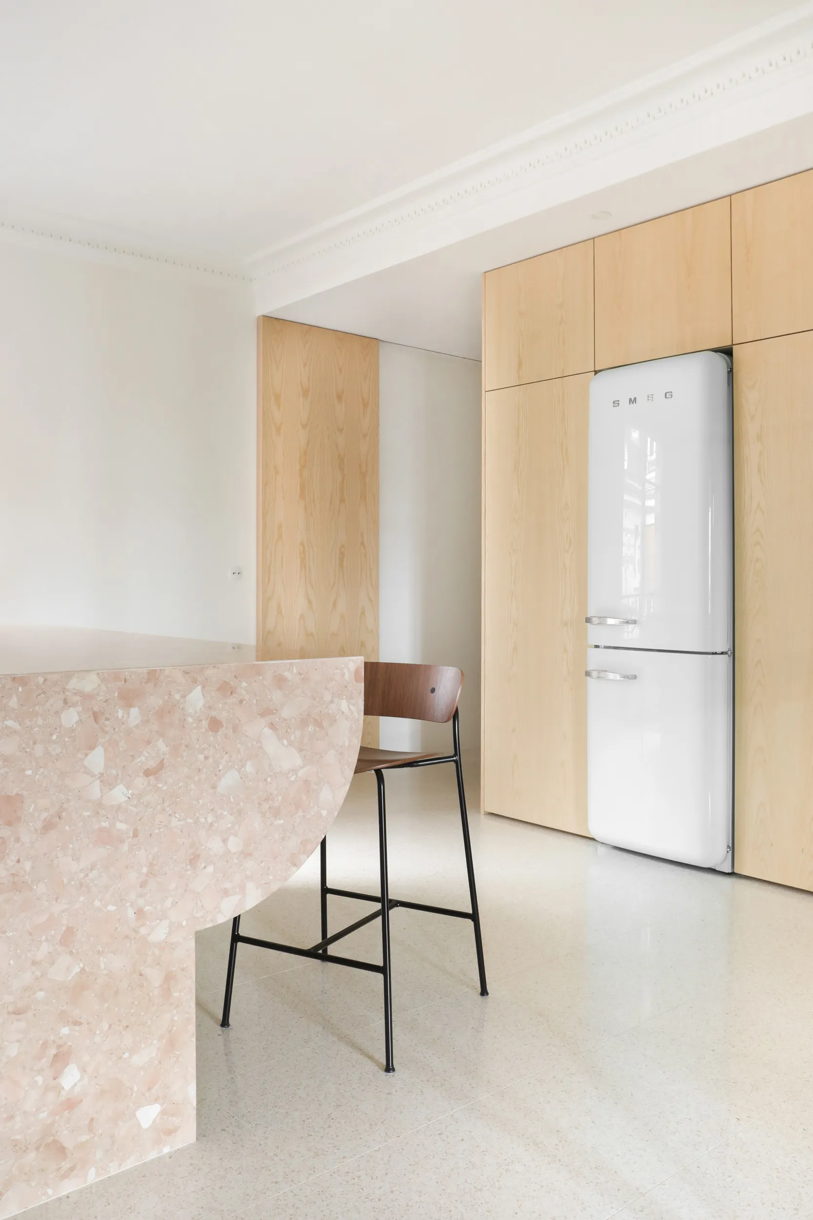 confiez votre rénovation intérieure à paris 75007 à des experts qualifiés. transformez votre appartement ou maison avec des solutions sur-mesure, rapides et soignées. devis gratuit et conseils personnalisés.