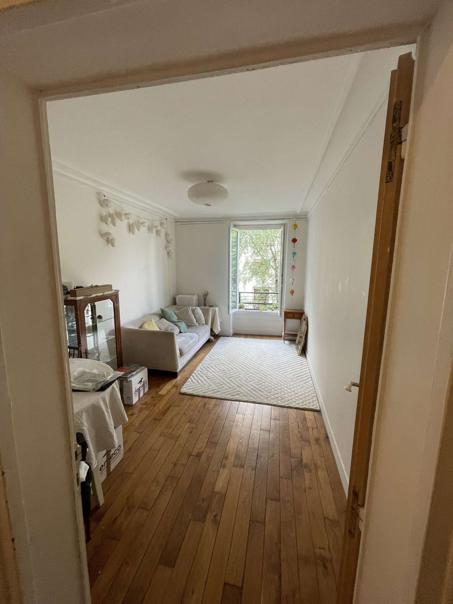 confiez vos travaux de rénovation intérieure à paris 75014 à des experts qualifiés. embellissez votre appartement ou maison avec des solutions sur-mesure et un accompagnement personnalisé.