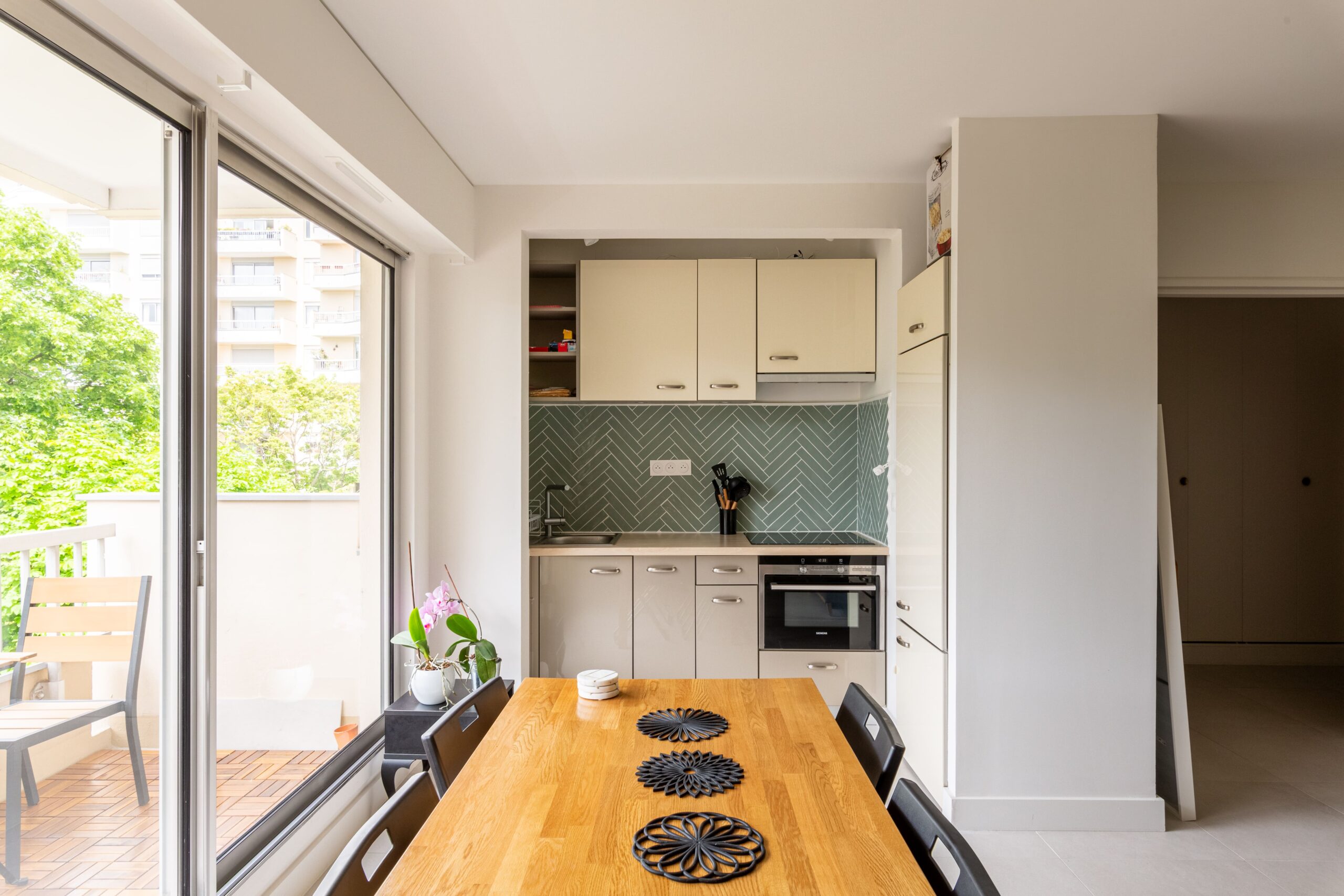 découvrez nos solutions de rénovation intérieure pas cher pour transformer votre maison à petit prix. profitez d’un service de qualité, rapide et économique pour moderniser votre intérieur selon vos envies et votre budget.