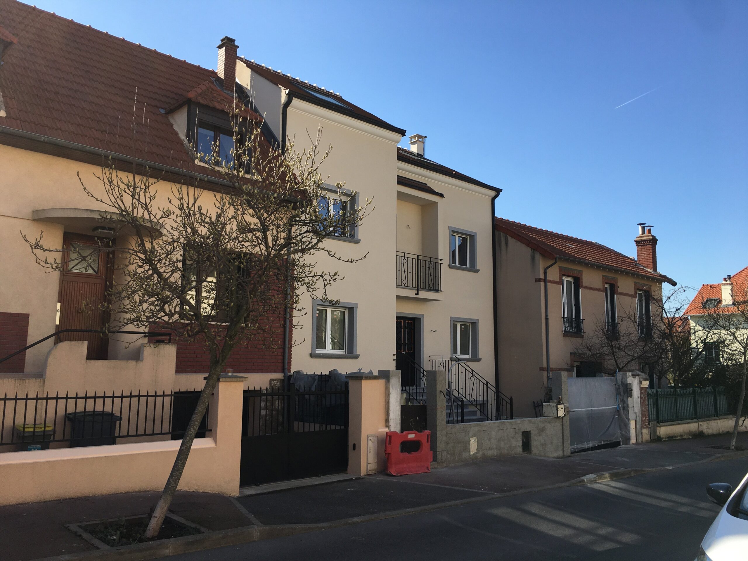 confiez la rénovation de votre maison à bourg-la-reine à des professionnels expérimentés. améliorez votre confort et valorisez votre bien grâce à des travaux sur mesure, réalisés dans le respect de vos besoins et du patrimoine local.