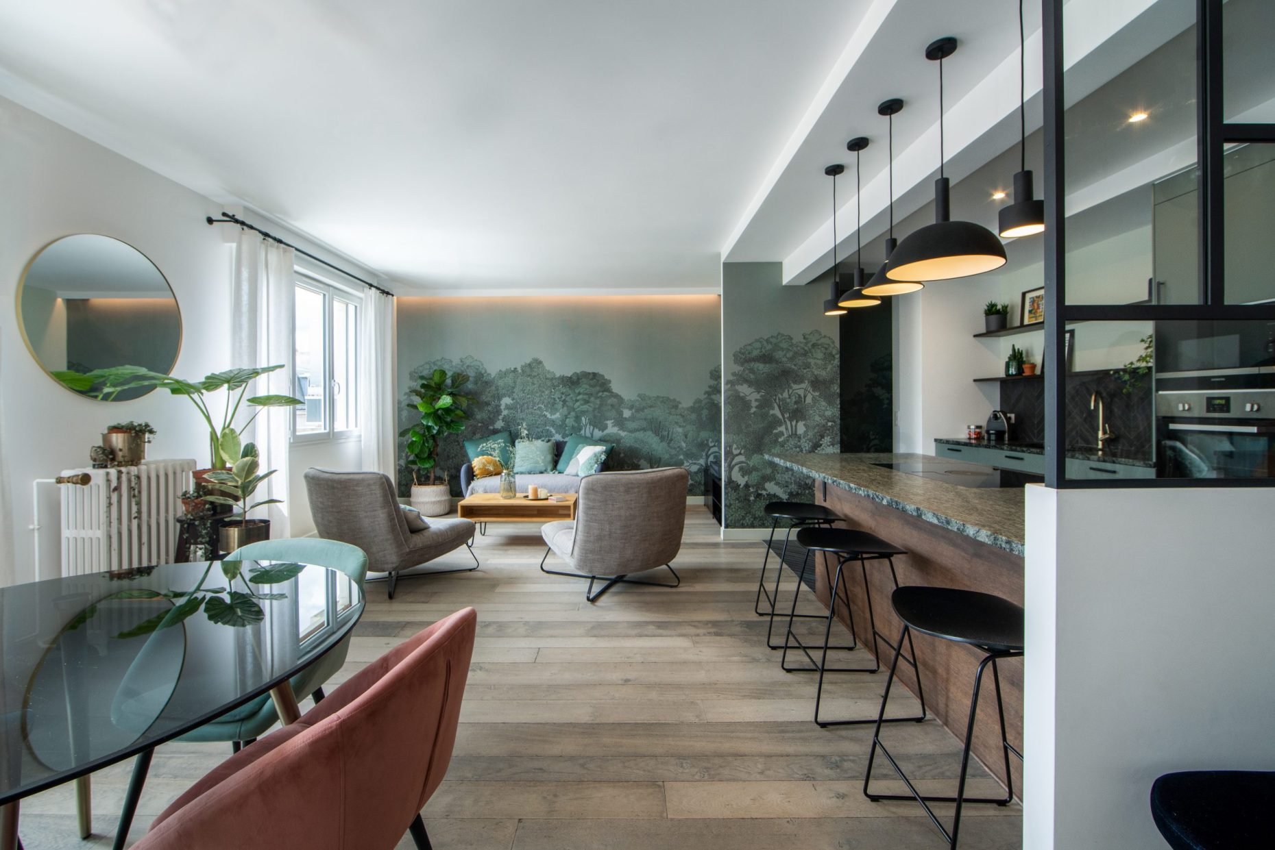 confiez la rénovation de votre appartement ou bureau dans le 1er arrondissement de paris à notre équipe d'experts. devis gratuit, travaux de qualité, solutions sur-mesure et respect des délais.