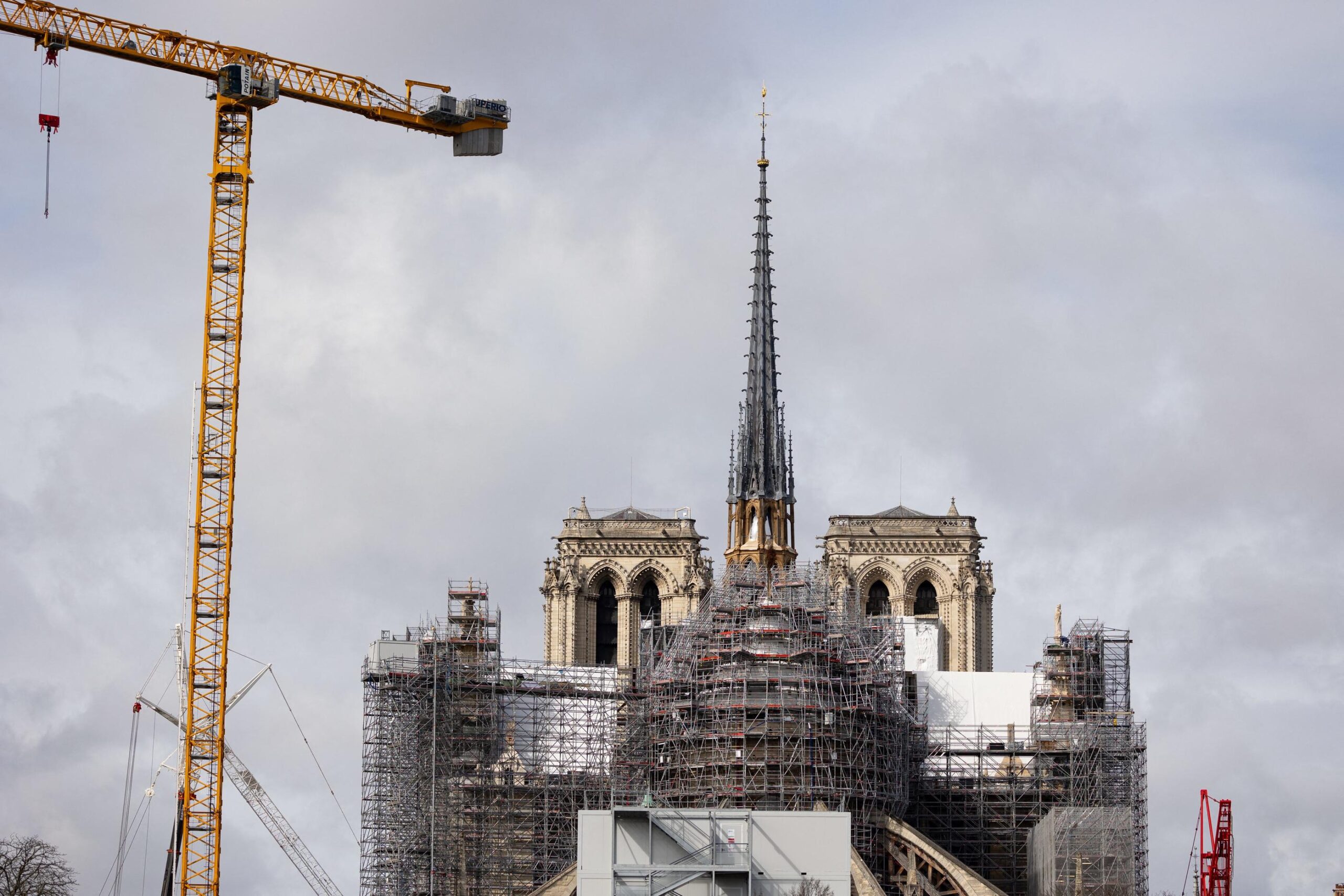 confiez votre projet de rénovation à paris à des experts. transformez votre appartement ou maison avec des solutions sur-mesure, un accompagnement personnalisé et des finitions de qualité.