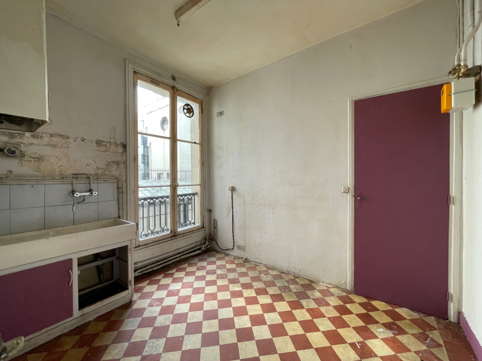 confiez vos travaux de rénovation à paris 75018 à une équipe professionnelle. devis gratuit, solutions sur mesure pour appartements, maisons et locaux professionnels dans le 18e arrondissement. qualité et satisfaction assurées !