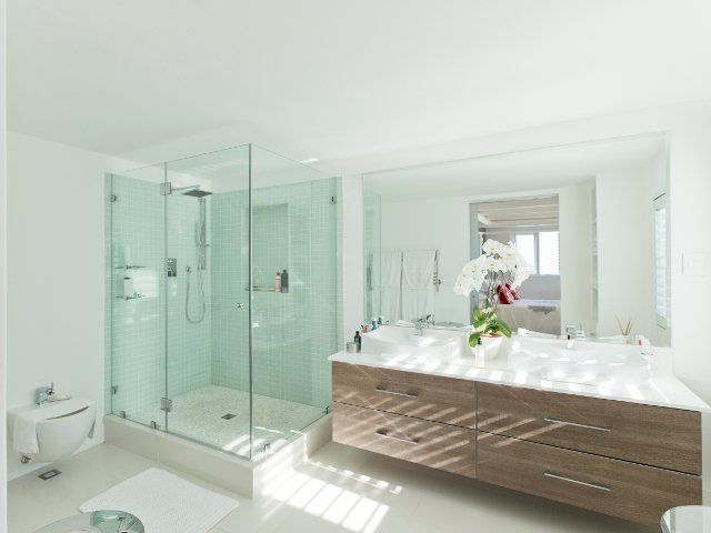 confiez la rénovation de votre salle de bain à paris 20 à des experts. bénéficiez de conseils personnalisés, d'un devis gratuit et d'une réalisation soignée pour un espace moderne et fonctionnel.