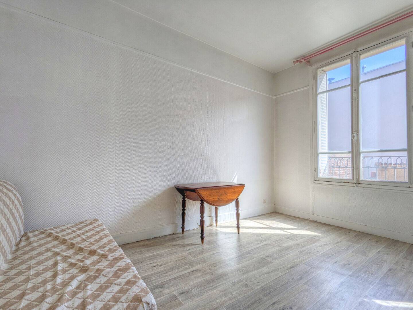 confiez la rénovation de votre studio à garenne-colombes à une équipe de professionnels. optimisez votre espace, modernisez votre logement et augmentez sa valeur grâce à nos services sur mesure.