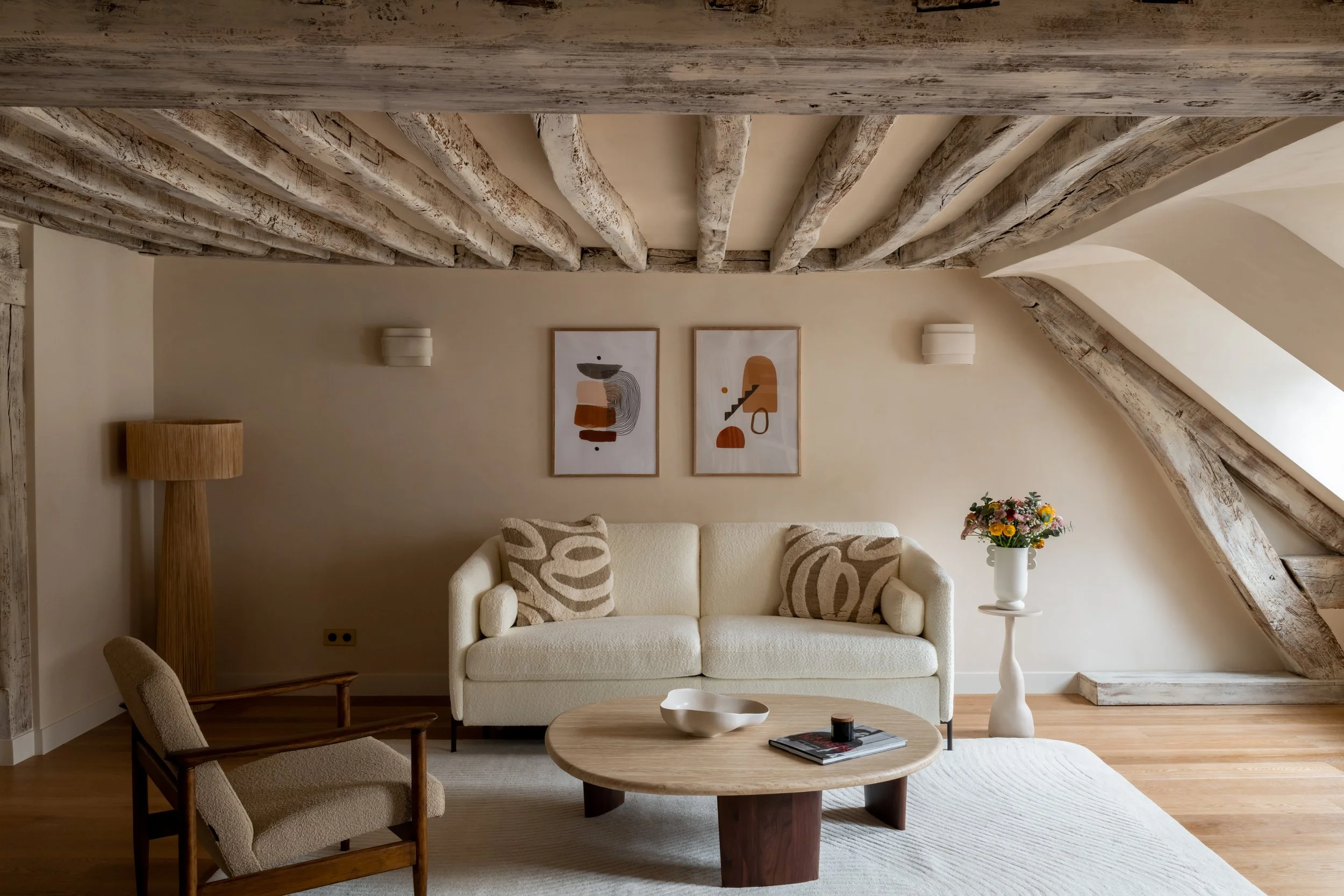 découvrez nos services de rénovation à garches : travaux de qualité, conseils personnalisés et accompagnement sur mesure pour transformer votre intérieur ou extérieur en toute sérénité.