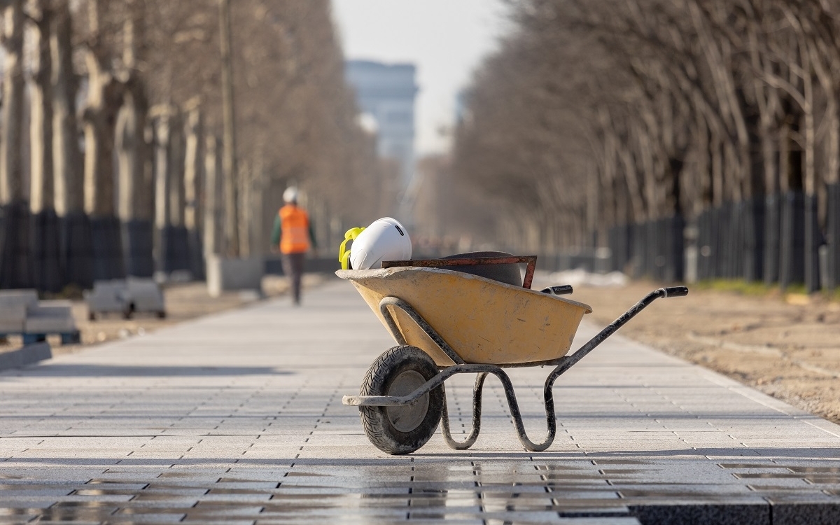 confiez vos rénovations à paris 75008 en 2025 à des experts qualifiés. conseils, devis gratuits et réalisations sur mesure pour appartements et bureaux dans le 8e arrondissement.