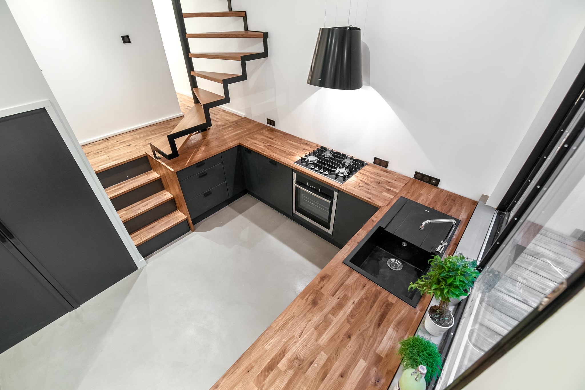 vous souhaitez rénover un appartement à paris 75009 ? découvrez nos conseils et solutions pour transformer votre bien immobilier, optimiser son espace et augmenter sa valeur, avec des artisans qualifiés du 9e arrondissement.