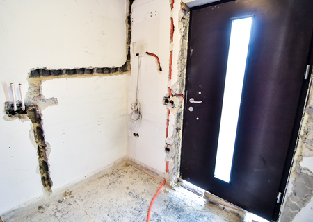 découvrez nos conseils et étapes clés pour rénover l’électricité d’une maison ancienne en toute sécurité et conformité. modernisez votre installation électrique, évitez les risques et augmentez la valeur de votre bien.