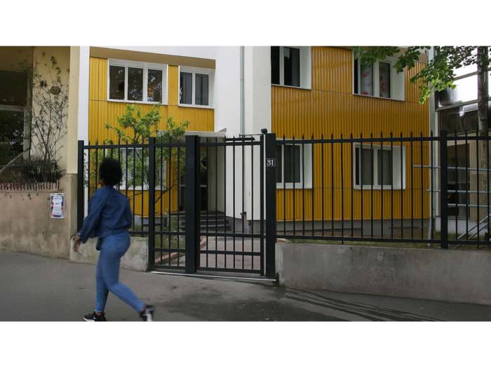 découvrez comment sélectionner le meilleur prestataire pour vos travaux de rénovation à paris en 2025. conseils, critères et astuces pour réussir votre projet de rénovation avec un partenaire fiable et compétent.