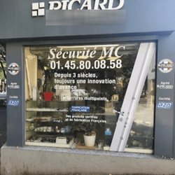 besoin d'un serrurier à saint-cloud ? intervention rapide pour ouverture de porte, changement de serrure et sécurisation de votre domicile. devis gratuit et assistance 24h/24.