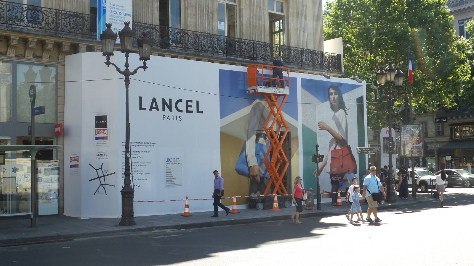 découvrez notre service de suivi de chantier à paris 75009 : contrôle régulier de l’avancement des travaux, reporting détaillé et accompagnement professionnel pour garantir la réussite de vos projets de construction ou de rénovation.
