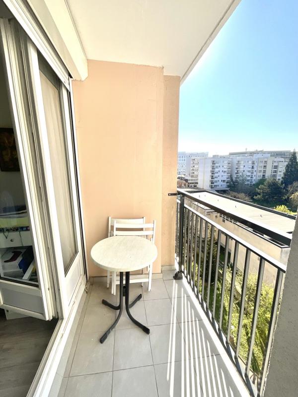découvrez des toilettes séparées à montrouge pour plus d’intimité et de confort au quotidien. idéal pour optimiser l’hygiène et la praticité dans votre logement.