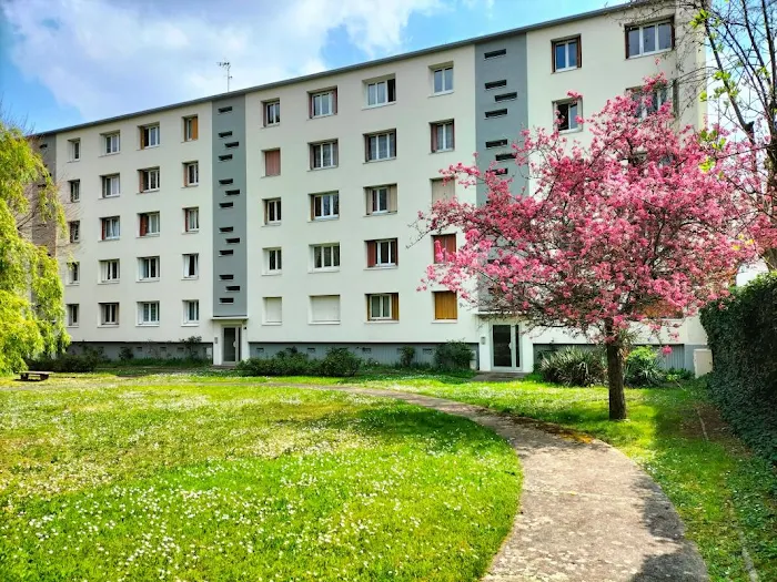 découvrez comment transformer votre logement à fontenay-aux-roses : conseils, idées d’aménagement et solutions pour optimiser votre espace et moderniser votre intérieur.