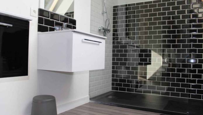 besoin de vérifications de salle de bain dans le 75009 ? nos experts assurent un contrôle complet pour garantir sécurité et conformité de vos installations sanitaires à paris 9.