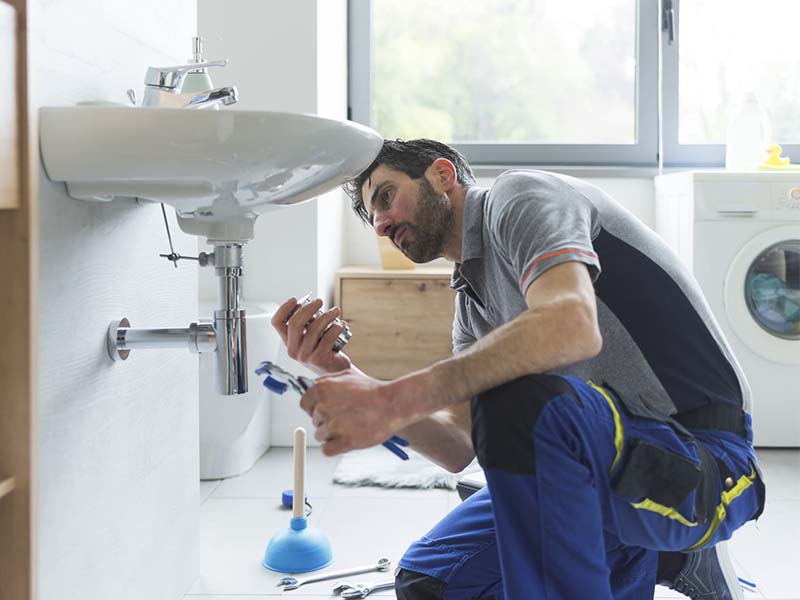 faites appel à un plombier passionné pour tous vos travaux de plomberie : installation, dépannage, réparation et entretien. service rapide, professionnel et conseils personnalisés pour votre confort au quotidien.